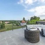 Two-level Modern With Spacious Terrace - Ideal Place For The By Renters * Wisełka
