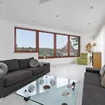 アパート Two-level Modern With Spacious Terrace - Ideal Place For The By Renters Wisełka