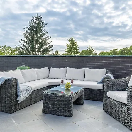 アパート Two-level Modern With Spacious Terrace - Ideal Place For The By Renters *