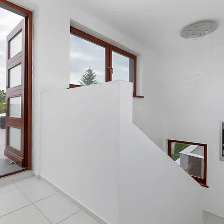 Apartamento Two-level Modern With Spacious Terrace - Ideal Place For The By Renters *
