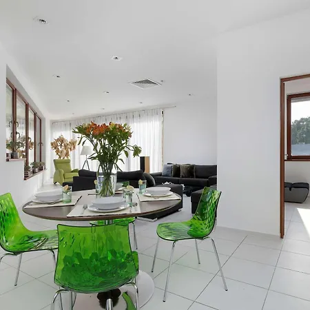 アパート Two-level Modern With Spacious Terrace - Ideal Place For The By Renters Wisełka