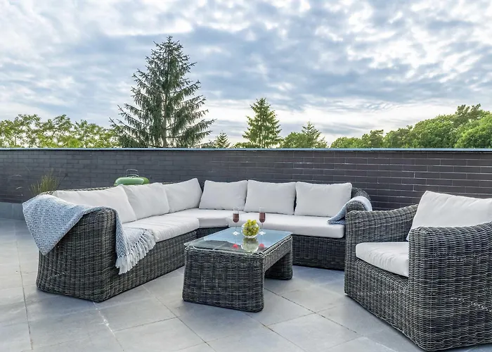 Apartamento Two-level Modern With Spacious Terrace - Ideal Place For The By Renters *