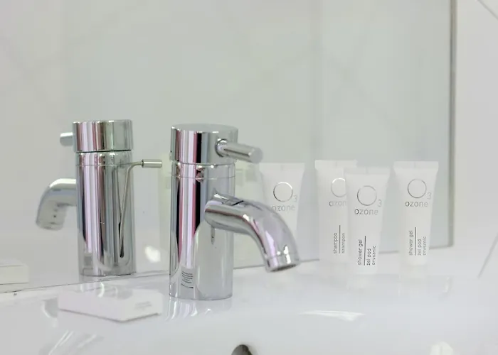 Two-level Modern With Spacious Terrace - Ideal Place For The By Renters Apartamento