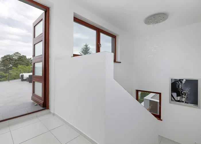 Apartamento Two-level Modern With Spacious Terrace - Ideal Place For The By Renters *