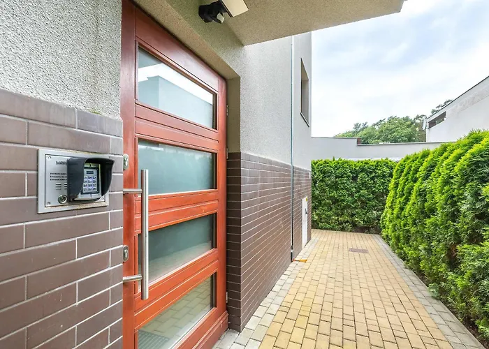 Two-level Modern With Spacious Terrace - Ideal Place For The By Renters Apartamento Wisełka