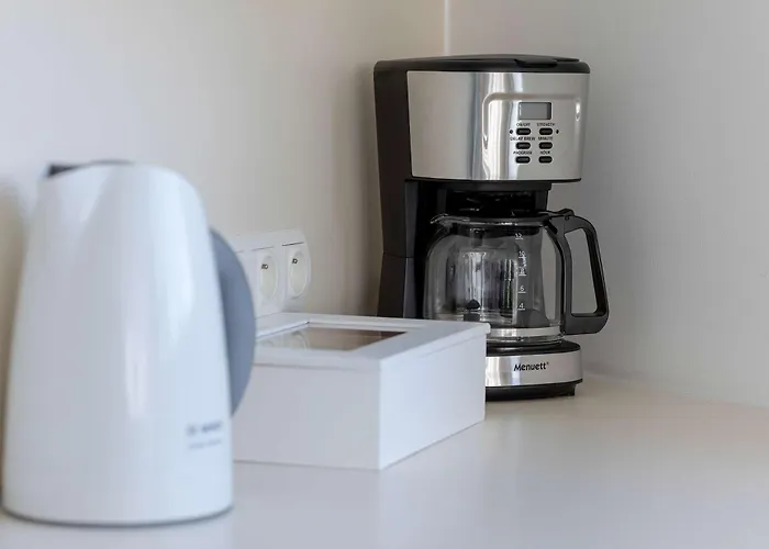 Two-level Modern With Spacious Terrace - Ideal Place For The By Renters Apartamento *