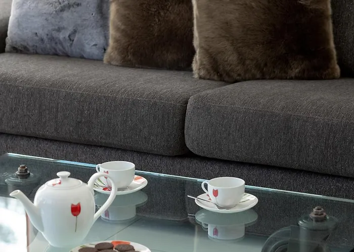 Apartamento Two-level Modern With Spacious Terrace - Ideal Place For The By Renters *